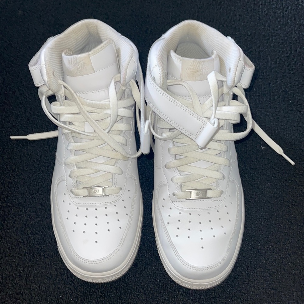 Air Force 1’s (mids)
